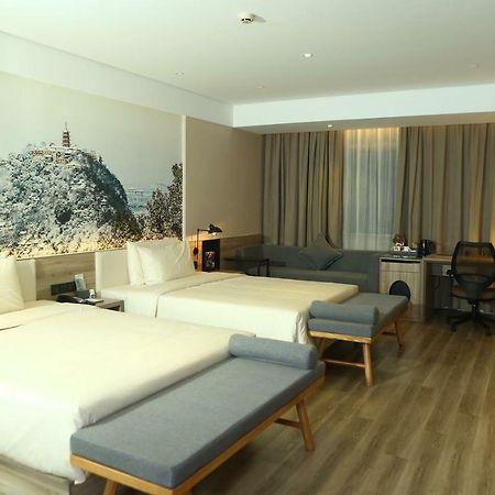 Atour Hotel Nantong Eksteriør billede